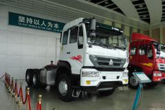 中國重汽 金王子重卡 336馬力 6X4 牽引車(精英版)(ZZ4251N3241C)
