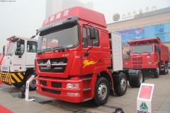 中國重汽 HOKA H7重卡 340馬力 6X2 牽引車(LNG)