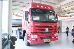 中國重汽 HOWO重卡 336馬力 6X4 牽引車(全能一版 HW76)(變速器HW20716A)(ZZ4257N3247C1)