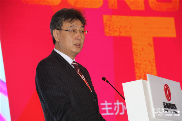 中國汽車工程學會副秘書長閆建來致辭.JPG